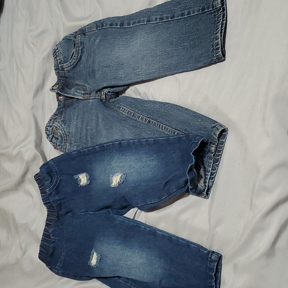 Lot of 2 Jeans